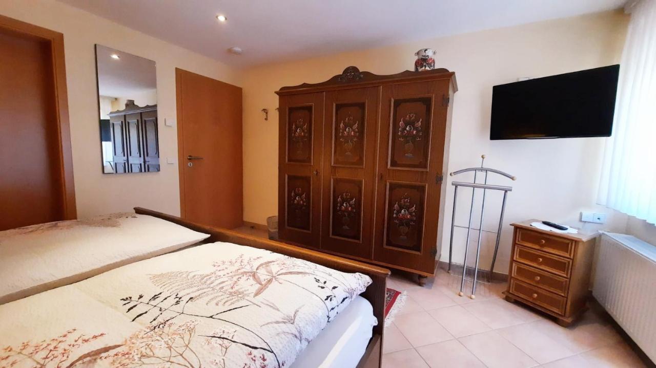 Gaestehaus Haaser Hotel Bad Peterstal-Griesbach Luaran gambar